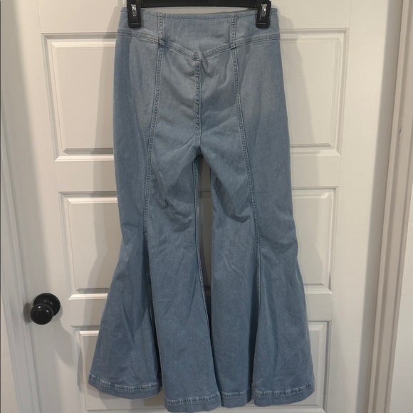 Free People Cha Cha Flare Jeans 27 - Picture 4 of 4
